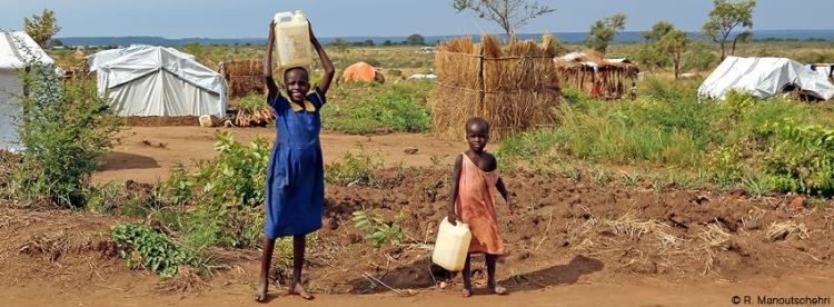 Kinder in Afrika. Foto Robert Manoutschehri
